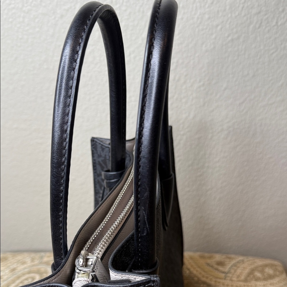 Michael Kors Dark Gray Signature Tote - Picture 10 of 16